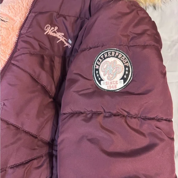 Weatherproof Maroon Puffer Jacket with Faux Fur Hood - Picture 5 of 7